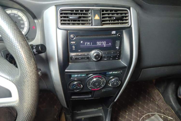 Used Suzuki Liana A6 2014 Sedan 1.4L Manual Enjoyment Model Audio And AC Panel