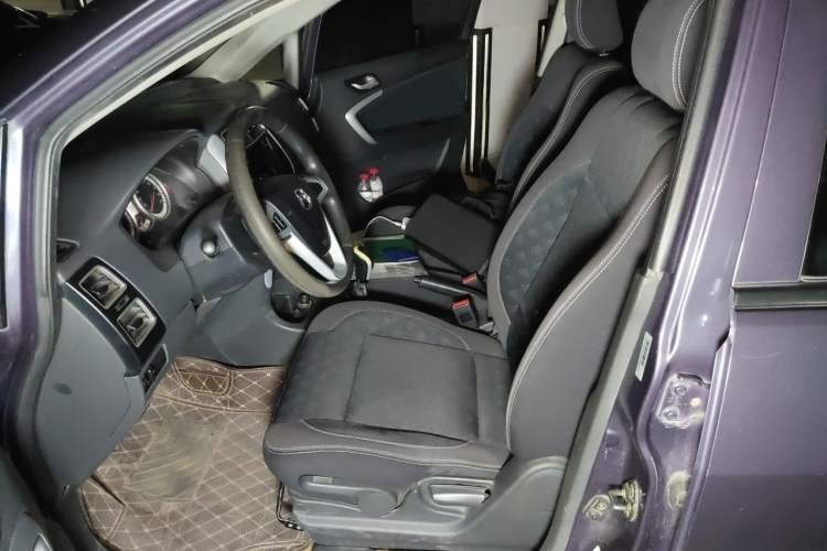 Used Suzuki Liana A6 2014 Sedan 1.4L Manual Enjoyment Model Left Front Seat