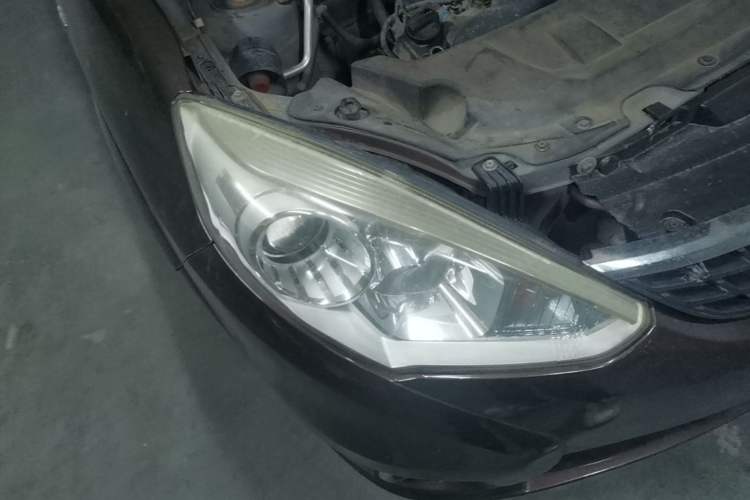 Used Suzuki Liana A6 2014 Hatchback 1.4L Manual Enjoyment Model Right Front Headlight