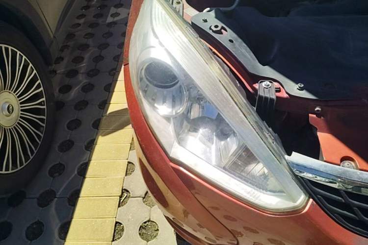 Used Suzuki Liana A6 2014 Hatchback 1.4L Manual Enjoyment Model Right Front Headlight