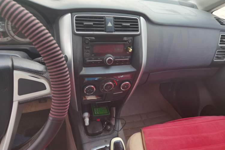 Used Suzuki Liana A6 2014 Sedan 1.4L Manual Happiness Edition Audio And AC Panel
