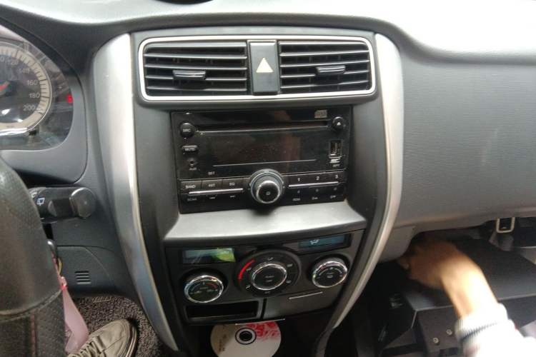Used Suzuki Liana A6 2014 Hatchback 1.4L Manual Enjoyment Model Audio And AC Panel