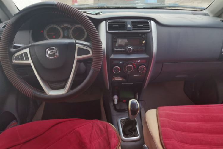 Used Suzuki Liana A6 2014 Sedan 1.4L Manual Happiness Edition Center Console