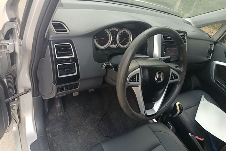 Used Suzuki Liana A6 2014 Hatchback 1.4L Manual Ideal Model Center Console