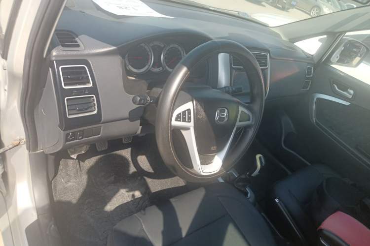 Used Suzuki Liana A6 2014 Hatchback 1.4L Manual Enjoyment Model Center Console