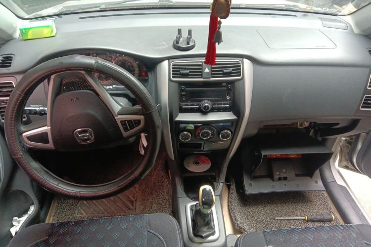 Used Suzuki Liana A6 2014 Hatchback 1.4L Manual Enjoyment Model Center Console