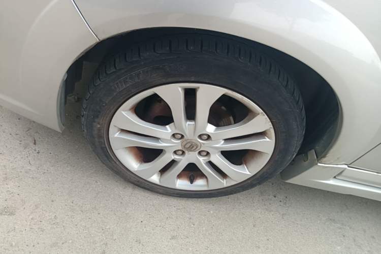 Used Suzuki Liana A6 2014 Hatchback 1.4L Manual Ideal Model Left Front Wheel Hub
