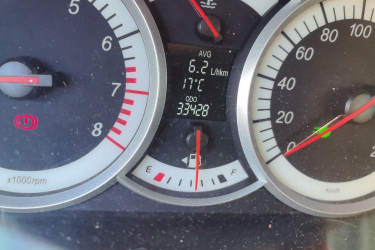 Used Suzuki Liana A6 2014 Hatchback 1.4L Manual Ideal Model Odometer Close Up