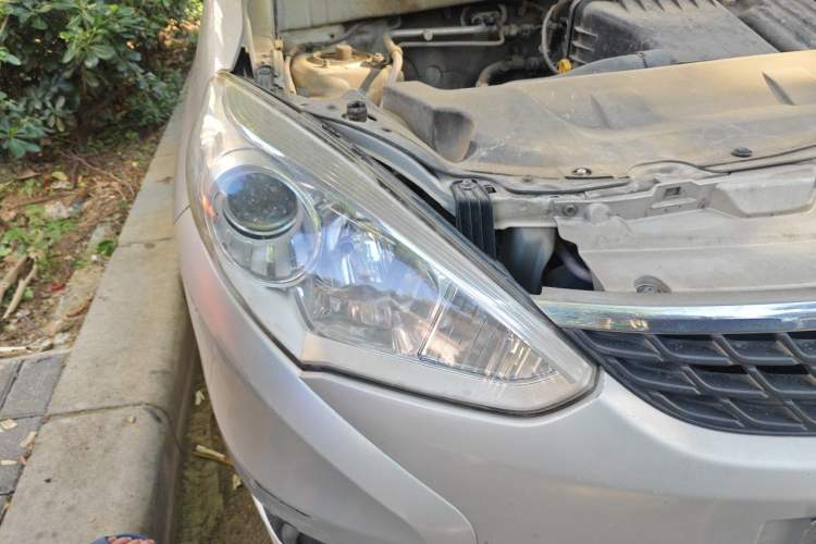 Used Suzuki Liana A6 2014 Hatchback 1.4L Manual Ideal Model Right Front Headlight