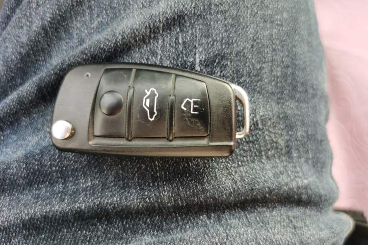 Used Suzuki Liana A6 2014 Sedan 1.4L Manual Enjoyment Model Vehicle Key