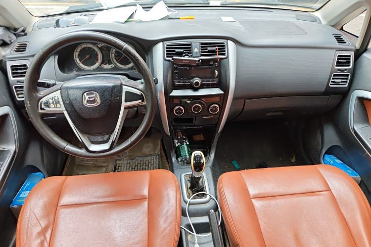 Used Suzuki Liana A6 2014 Hatchback 1.4L Manual Happiness Edition Center Console