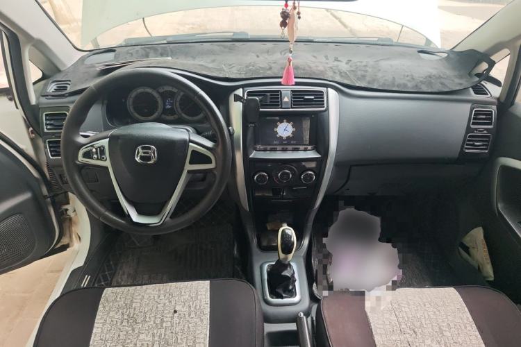 Used Suzuki Liana A6 2014 Hatchback 1.4L Manual Enjoyment Model Center Console
