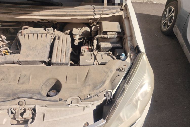 Used Suzuki Liana A6 2014 Sedan 1.4L Manual Dream Edition Engine Bay Left
