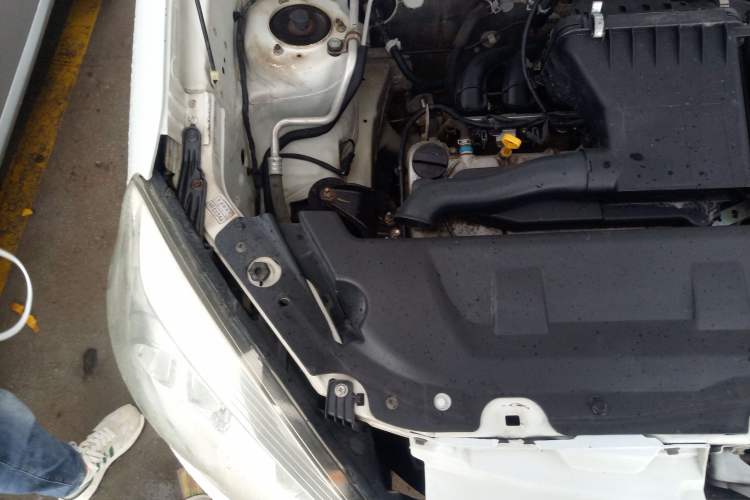 Used Suzuki Liana A6 2014 Hatchback 1.4L Manual Happiness Edition Engine Bay Right
