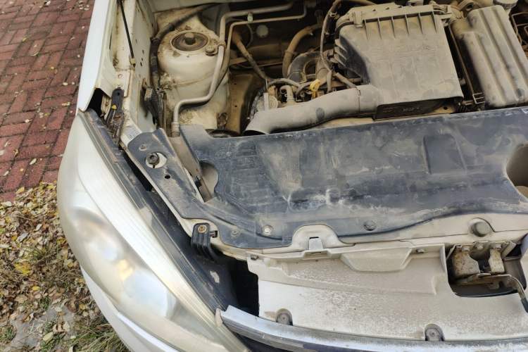 Used Suzuki Liana A6 2014 Hatchback 1.4L Manual Ideal Model Engine Bay Right