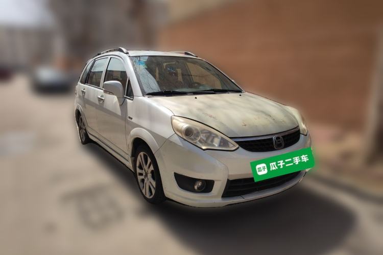 Used Suzuki Liana A6 2014 Hatchback 1.4L Manual Enjoyment Model Front Right 45 Deg