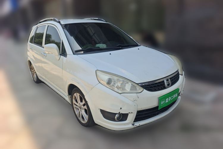 Used Suzuki Liana A6 2014 Hatchback 1.4L Manual Enjoyment Model Front Right 45 Deg