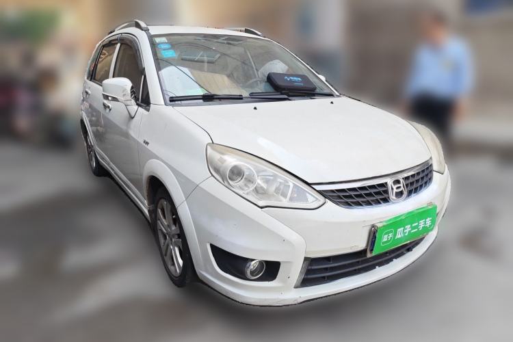 Used Suzuki Liana A6 2014 Hatchback 1.4L Manual Ideal Model Front Right 45 Deg