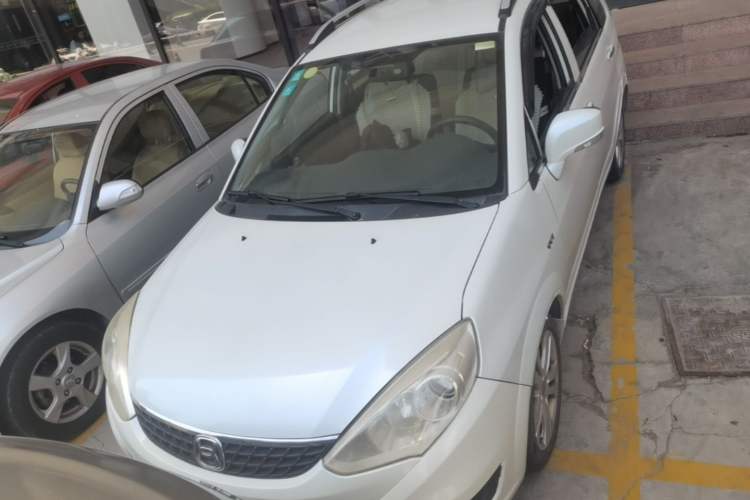 Used Suzuki Liana A6 2014 Hatchback 1.4L Manual Enjoyment Model Front