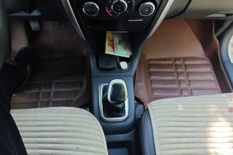 Used Suzuki Liana A6 2014 Hatchback 1.4L Manual Ideal Model Gear Lever