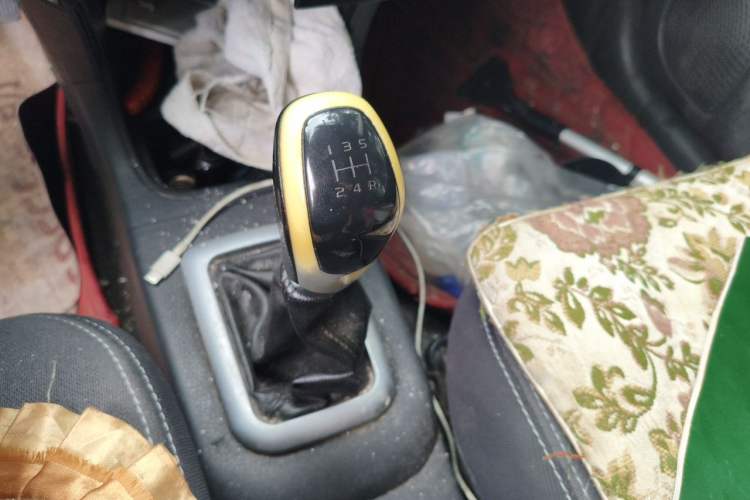 Used Suzuki Liana A6 2014 Hatchback 1.4L Manual Enjoyment Model Gear Lever