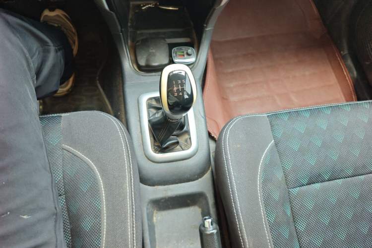 Used Suzuki Liana A6 2014 Hatchback 1.4L Manual Enjoyment Model Gear Lever
