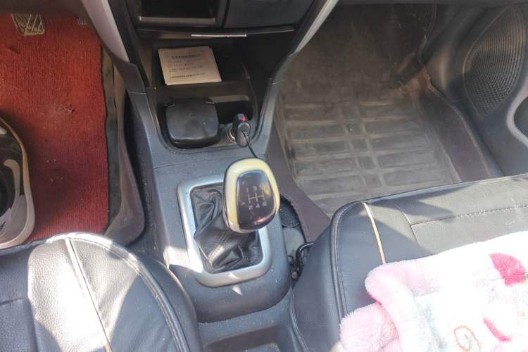 Used Suzuki Liana A6 2014 Sedan 1.4L Manual Dream Edition Gear Lever