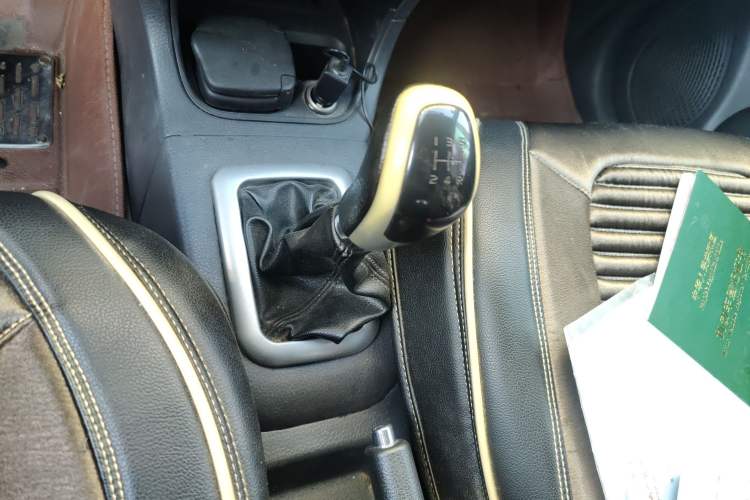 Used Suzuki Liana A6 2014 Hatchback 1.4L Manual Ideal Model Gear Lever