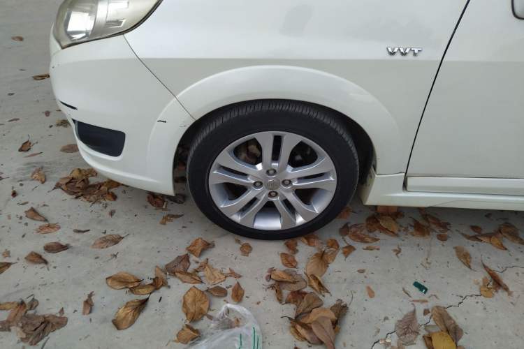 Used Suzuki Liana A6 2014 Hatchback 1.4L Manual Ideal Model Left Front Wheel Hub