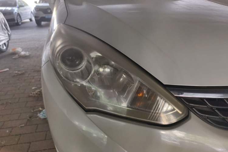 Used Suzuki Liana A6 2014 Hatchback 1.4L Manual Enjoyment Model Right Front Headlight