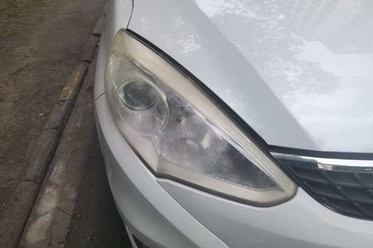 Used Suzuki Liana A6 2014 Sedan 1.4L Manual Enjoyment Model Right Front Headlight