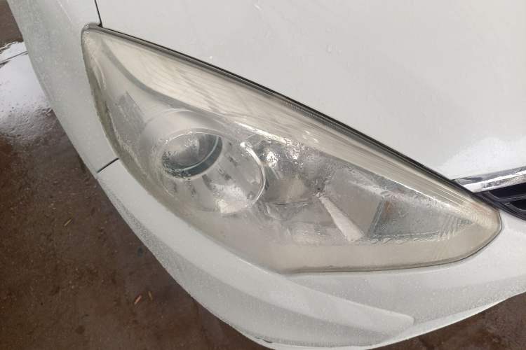 Used Suzuki Liana A6 2014 Hatchback 1.4L Manual Happiness Edition Right Front Headlight