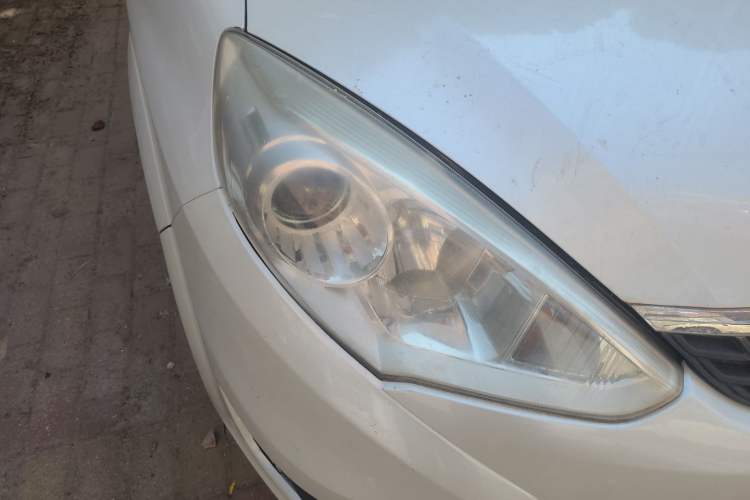 Used Suzuki Liana A6 2014 Hatchback 1.4L Manual Enjoyment Model Right Front Headlight
