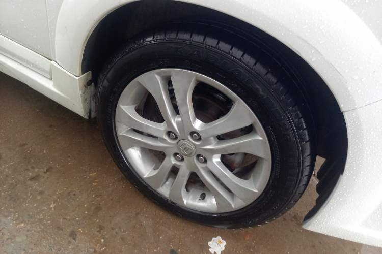 Used Suzuki Liana A6 2014 Hatchback 1.4L Manual Happiness Edition Right Front Wheel Hub