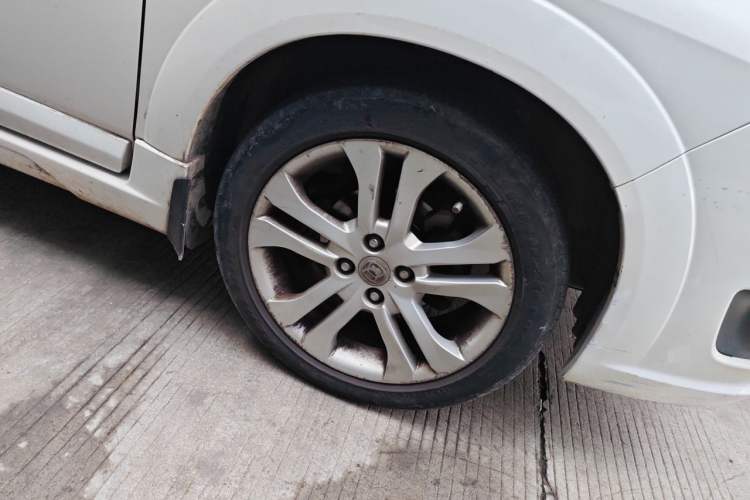 Used Suzuki Liana A6 2014 Hatchback 1.4L Manual Ideal Model Right Front Wheel Hub