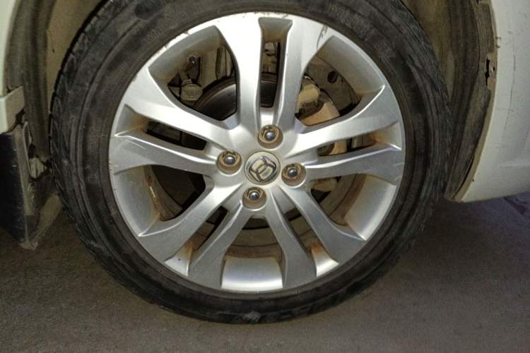 Used Suzuki Liana A6 2014 Hatchback 1.4L Manual Enjoyment Model Right Front Wheel Hub
