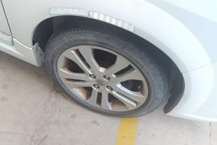 Used Suzuki Liana A6 2014 Hatchback 1.4L Manual Enjoyment Model Right Front Wheel Hub