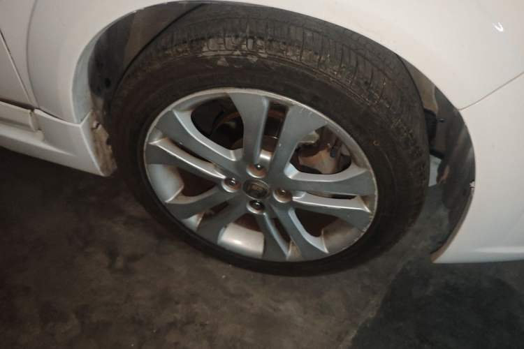 Used Suzuki Liana A6 2014 Hatchback 1.4L Manual Enjoyment Model Right Front Wheel Hub
