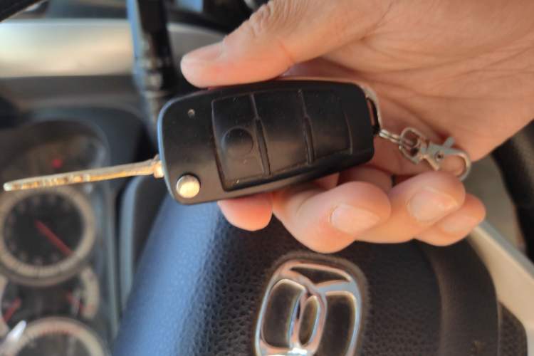 Used Suzuki Liana A6 2014 Hatchback 1.4L Manual Enjoyment Model Vehicle Key