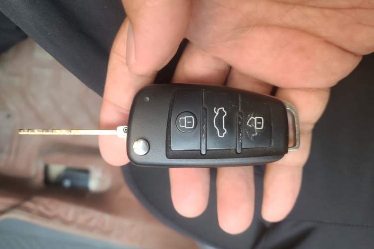 Used Suzuki Liana A6 2014 Hatchback 1.4L Manual Enjoyment Model Vehicle Key