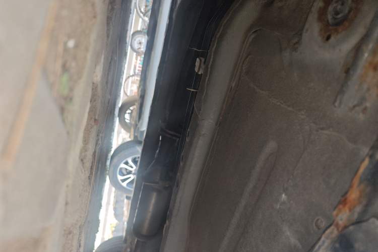 Used Suzuki Liana A6 2015 Sedan 1.4L Manual Happiness Edition Chassis Front Left