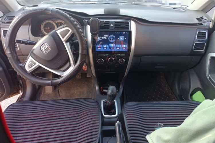 Used Suzuki Liana A6 2015 Hatchback 1.4L Manual Enjoyment Model Center Console