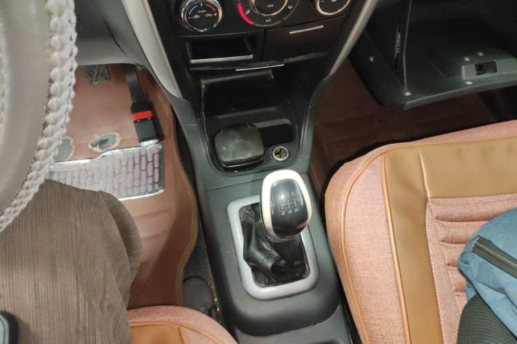 Used Suzuki Liana A6 2015 Hatchback 1.4L Manual Ideal Model Gear Lever