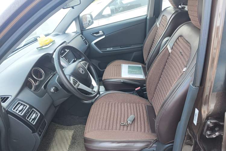 Used Suzuki Liana A6 2015 Hatchback 1.5L Automatic Ideal Model Left Front Seat