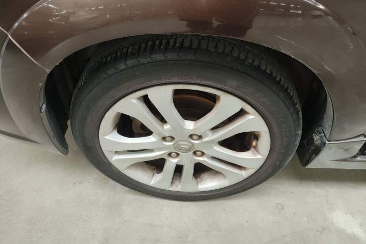 Used Suzuki Liana A6 2015 Hatchback 1.4L Manual Ideal Model Left Front Wheel Hub