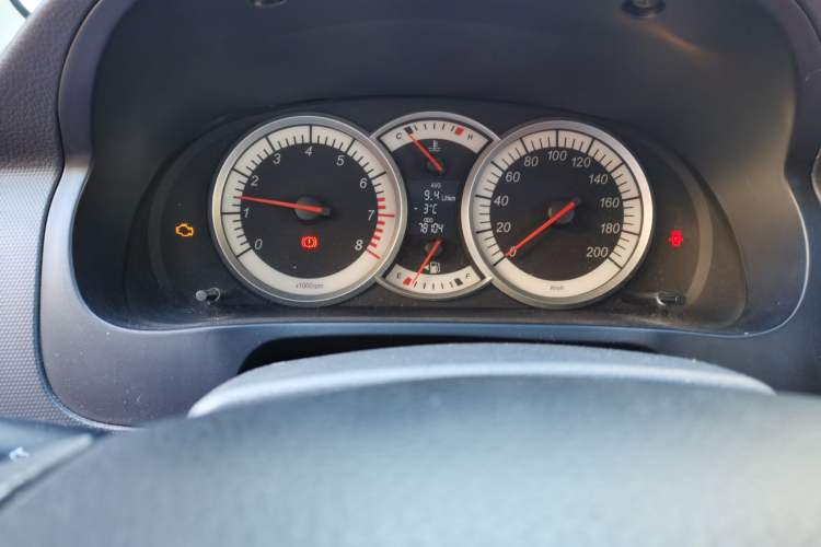 Used Suzuki Liana A6 2015 Hatchback 1.4L Manual Enjoyment Model Odometer Close Up