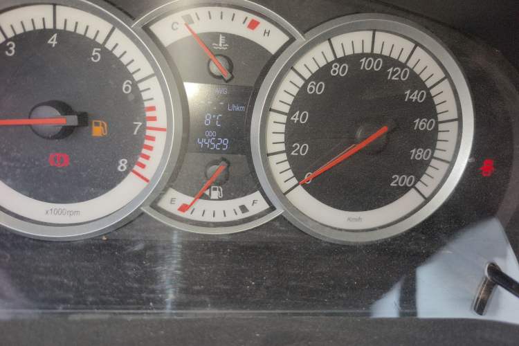 Used Suzuki Liana A6 2015 Hatchback 1.4L Manual Enjoyment Model Odometer Close Up