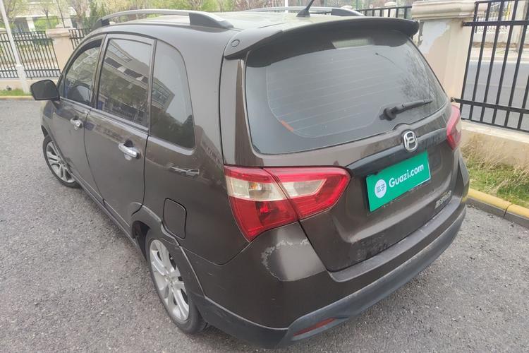 Used Suzuki Liana A6 2015 Hatchback 1.4L Manual Enjoyment Model Rear Left 45 Deg