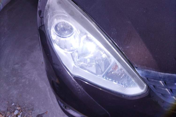 Used Suzuki Liana A6 2015 Hatchback 1.4L Manual Enjoyment Model Right Front Headlight