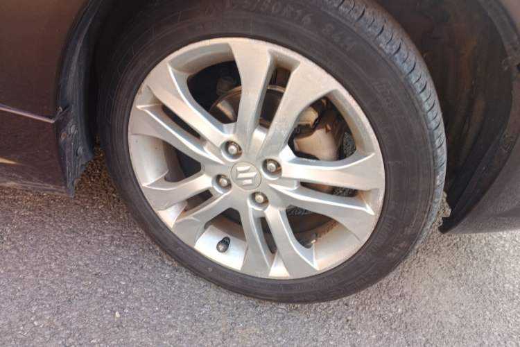 Used Suzuki Liana A6 2015 Hatchback 1.4L Manual Enjoyment Model Right Front Wheel Hub